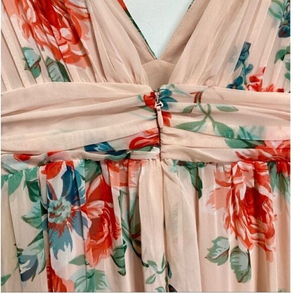 Lulus Garden Meandering Blush Floral Print
Maxi Dress - Picture 11 of 15